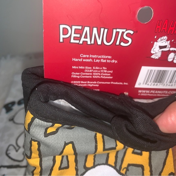 Peanuts Snoopy Woodstock 2pk Mini Mitts & 2pk Kitchen Towels - Picture 6 of 6